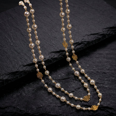 Elegant Gold & Pearl Necklace