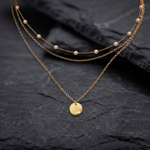 Gold Plated Necklace With Pearls In Gold