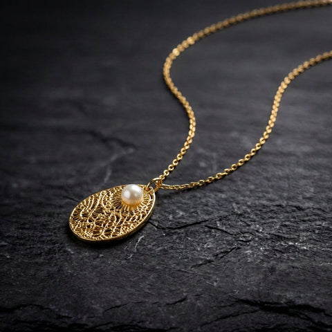 Marina Teardrop Pearl Necklace